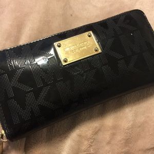 Patent Leather Michael Kors Wallet